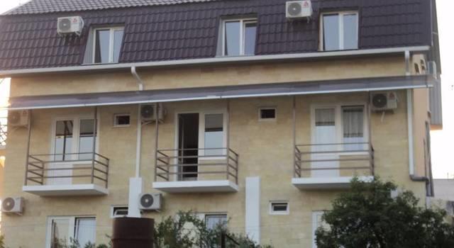 U Ruslana Guest House Gagra Exterior photo